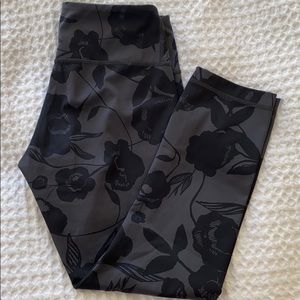 Lulu Lemon Crop Leggings
